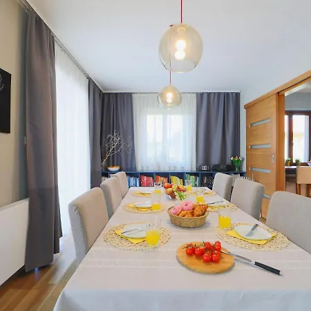 Βίλα Aschbacher By Interhome *