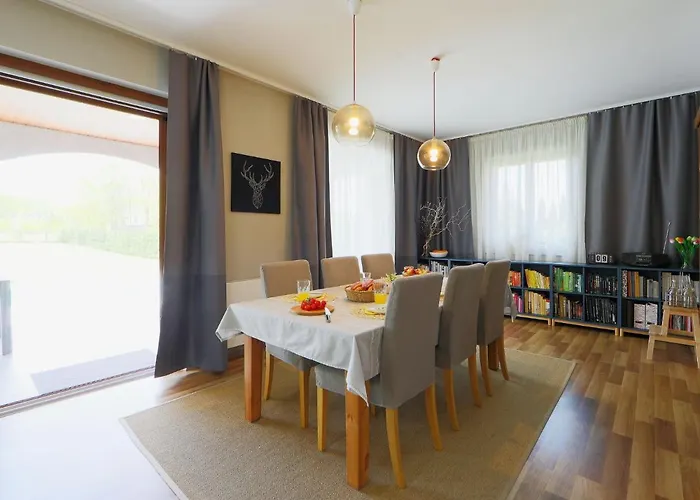 Aschbacher By Interhome * Balatonszárszó