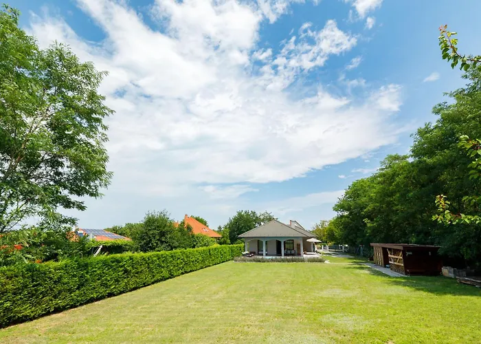 Villa Aschbacher By Interhome Balatonszárszó