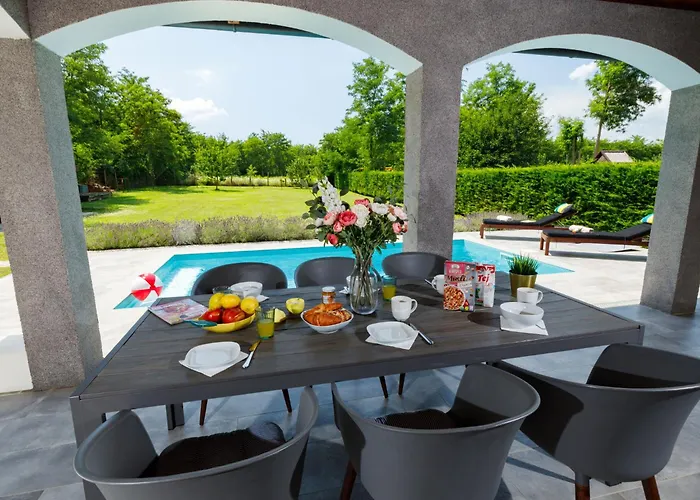 Villa Aschbacher By Interhome Balatonszárszó
