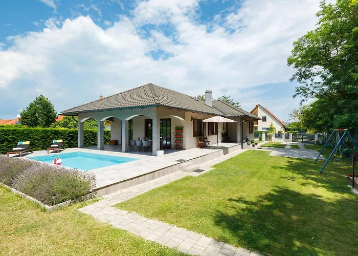 Aschbacher By Interhome